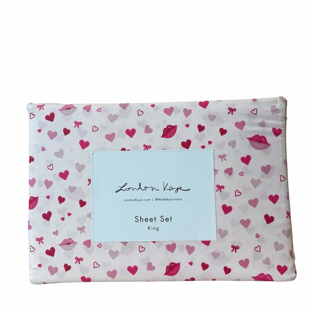 London Kaye Valentines Day KING Sheet Set 4pc Pink & Red Lips Hearts Bows XO NEW